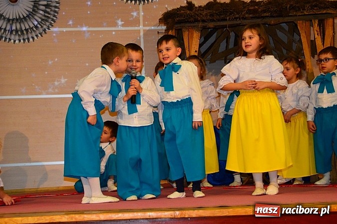 Zdjęcie w galerii na portalu naszraciborz.pl: Piękny występ bieńkowickich przedszkolaków wiadomości z regionu