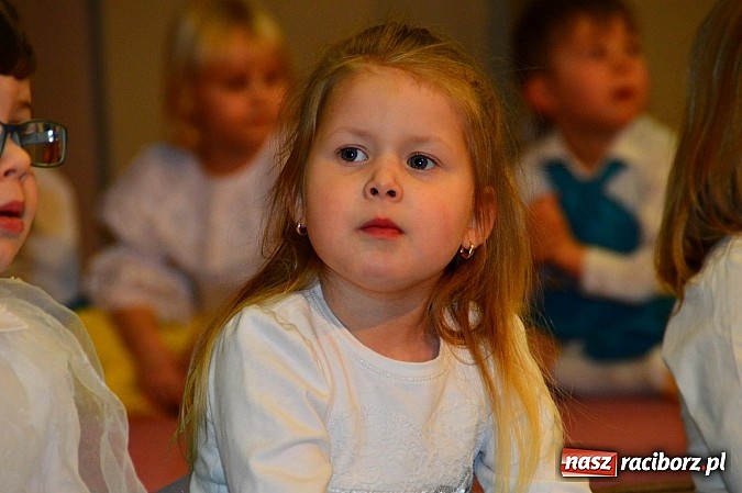 Zdjęcie w galerii na portalu naszraciborz.pl: Piękny występ bieńkowickich przedszkolaków wiadomości z regionu