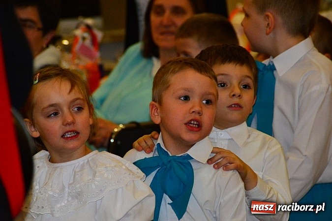 Zdjęcie w galerii na portalu naszraciborz.pl: Piękny występ bieńkowickich przedszkolaków wiadomości z regionu