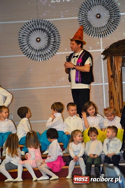 Zdjęcie w galerii na portalu naszraciborz.pl: Piękny występ bieńkowickich przedszkolaków wiadomości z regionu