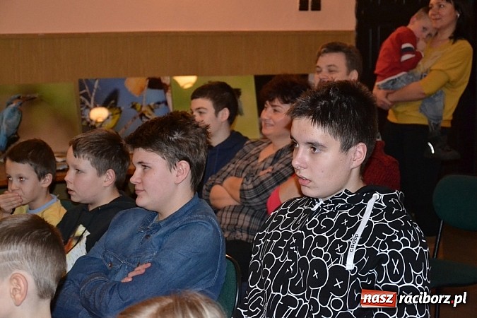 Zdjęcie w galerii na portalu naszraciborz.pl: Czym różni się pierwiosnek od piecuszka?  wiadomości z regionu