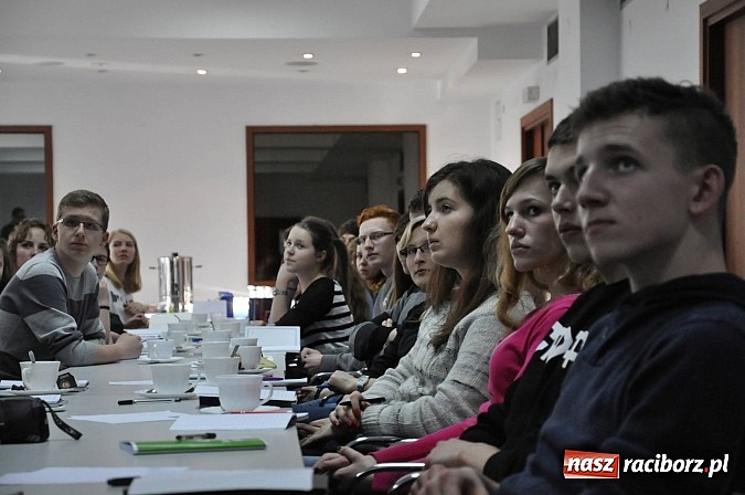 Zdjęcie w galerii na portalu naszraciborz.pl: Młodzież z Krzyżanowic i Pietrowic Wielkich wróciła z warsztatów biznesowych wiadomości z regionu