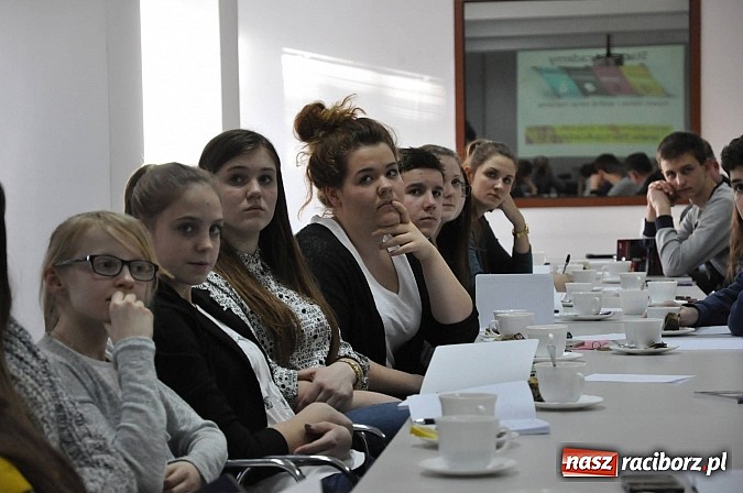 Zdjęcie w galerii na portalu naszraciborz.pl: Młodzież z Krzyżanowic i Pietrowic Wielkich wróciła z warsztatów biznesowych wiadomości z regionu