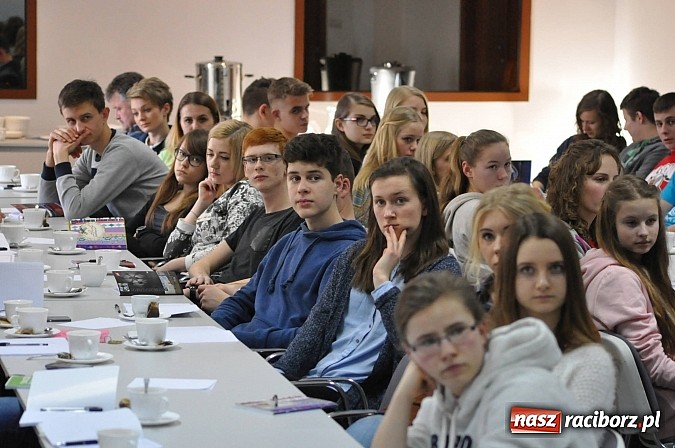 Zdjęcie w galerii na portalu naszraciborz.pl: Młodzież z Krzyżanowic i Pietrowic Wielkich wróciła z warsztatów biznesowych wiadomości z regionu