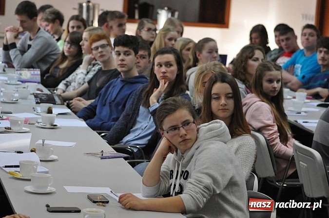 Zdjęcie w galerii na portalu naszraciborz.pl: Młodzież z Krzyżanowic i Pietrowic Wielkich wróciła z warsztatów biznesowych wiadomości z regionu