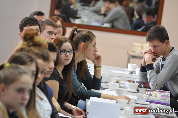 Zdjęcie w galerii na portalu naszraciborz.pl: Młodzież z Krzyżanowic i Pietrowic Wielkich wróciła z warsztatów biznesowych wiadomości z regionu