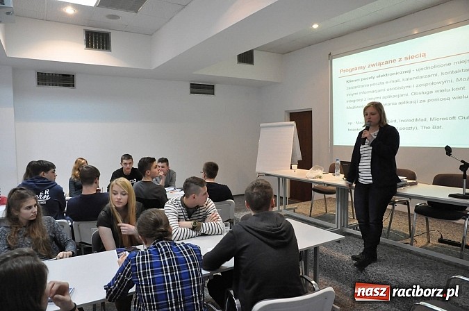 Zdjęcie w galerii na portalu naszraciborz.pl: Młodzież z Krzyżanowic i Pietrowic Wielkich wróciła z warsztatów biznesowych wiadomości z regionu