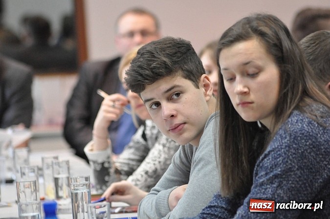 Zdjęcie w galerii na portalu naszraciborz.pl: Młodzież z Krzyżanowic i Pietrowic Wielkich wróciła z warsztatów biznesowych wiadomości z regionu