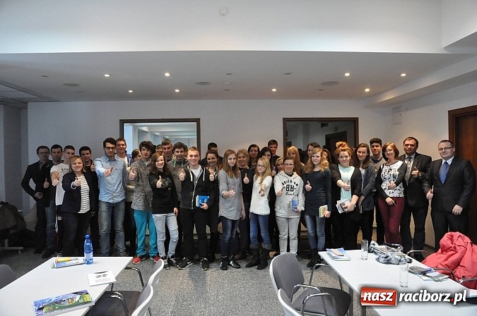 Zdjęcie w galerii na portalu naszraciborz.pl: Młodzież z Krzyżanowic i Pietrowic Wielkich wróciła z warsztatów biznesowych wiadomości z regionu