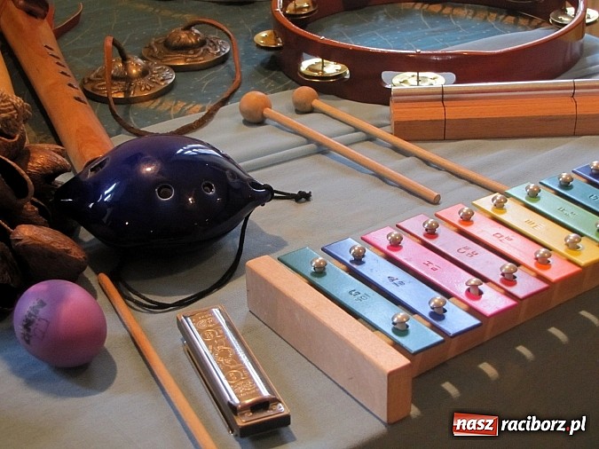 Zdjęcie w galerii na portalu naszraciborz.pl: Wyostrzone rozumienie, wyobraźnia i słuch. Warsztaty z baśniami w RCK wiadomości z regionu