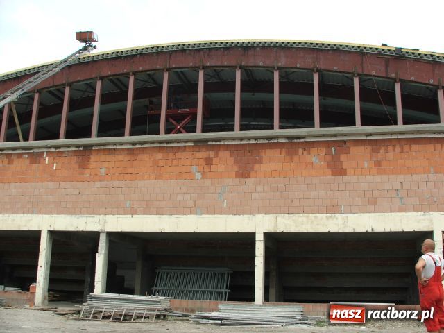 Zdjęcie w galerii na portalu naszraciborz.pl: Zielona Trzynastka przykuwa wzrok wiadomości z regionu