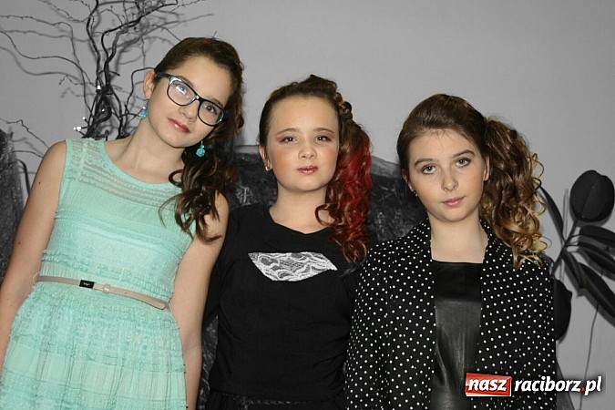 Zdjęcie w galerii na portalu naszraciborz.pl: Zaczarowana wojnowicka szkoła mody wiadomości z regionu