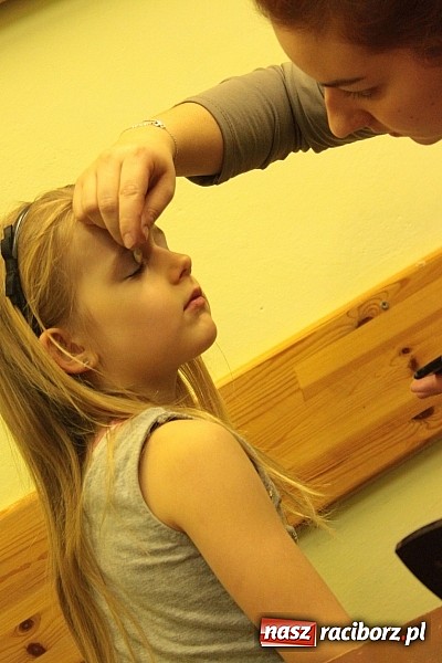 Zdjęcie w galerii na portalu naszraciborz.pl: Zaczarowana wojnowicka szkoła mody wiadomości z regionu