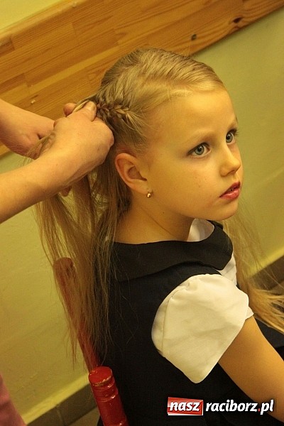 Zdjęcie w galerii na portalu naszraciborz.pl: Zaczarowana wojnowicka szkoła mody wiadomości z regionu