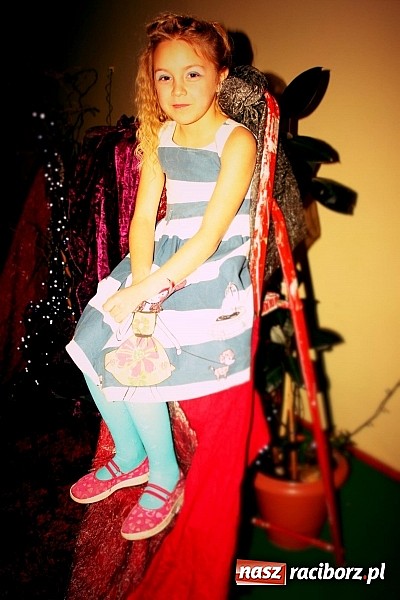 Zdjęcie w galerii na portalu naszraciborz.pl: Zaczarowana wojnowicka szkoła mody wiadomości z regionu