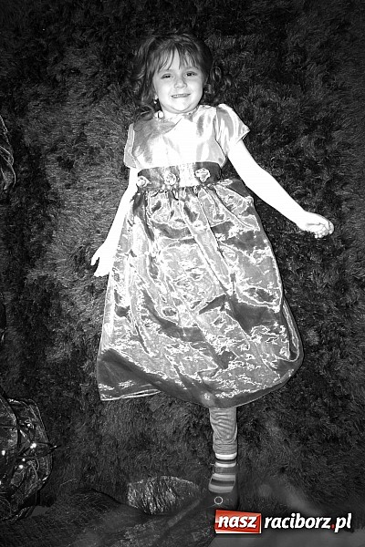 Zdjęcie w galerii na portalu naszraciborz.pl: Zaczarowana wojnowicka szkoła mody wiadomości z regionu