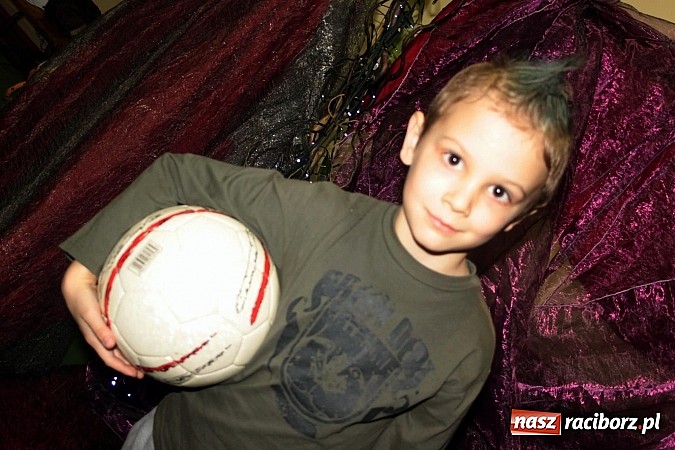 Zdjęcie w galerii na portalu naszraciborz.pl: Zaczarowana wojnowicka szkoła mody wiadomości z regionu