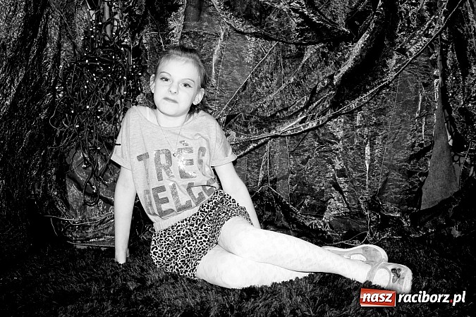 Zdjęcie w galerii na portalu naszraciborz.pl: Zaczarowana wojnowicka szkoła mody wiadomości z regionu