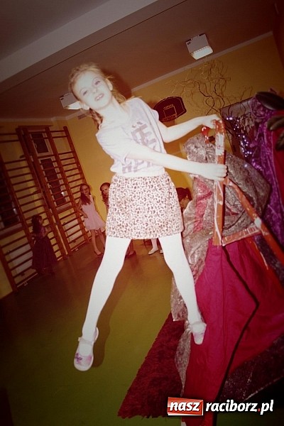 Zdjęcie w galerii na portalu naszraciborz.pl: Zaczarowana wojnowicka szkoła mody wiadomości z regionu