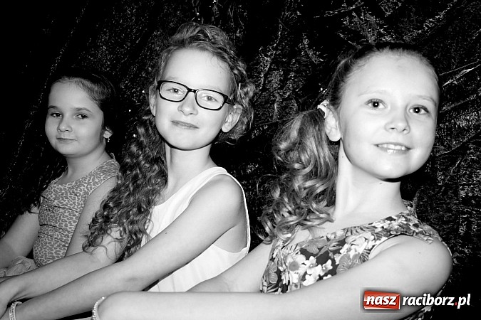 Zdjęcie w galerii na portalu naszraciborz.pl: Zaczarowana wojnowicka szkoła mody wiadomości z regionu