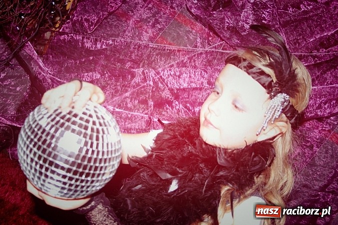 Zdjęcie w galerii na portalu naszraciborz.pl: Zaczarowana wojnowicka szkoła mody wiadomości z regionu