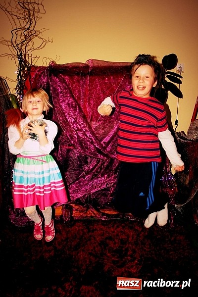 Zdjęcie w galerii na portalu naszraciborz.pl: Zaczarowana wojnowicka szkoła mody wiadomości z regionu