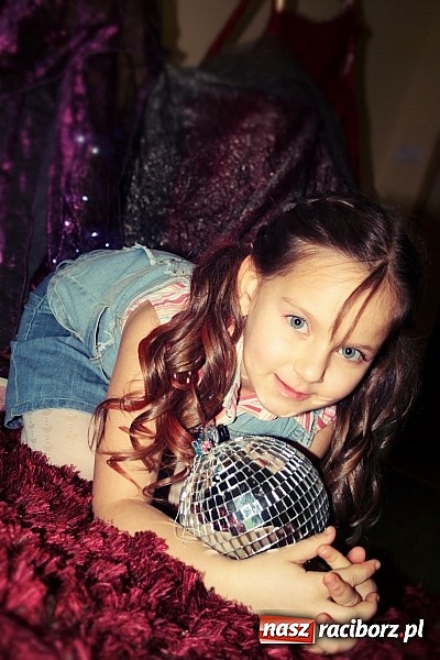 Zdjęcie w galerii na portalu naszraciborz.pl: Zaczarowana wojnowicka szkoła mody wiadomości z regionu