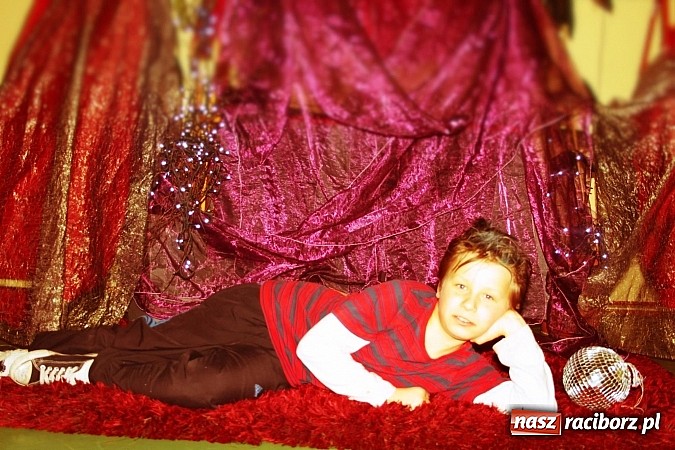 Zdjęcie w galerii na portalu naszraciborz.pl: Zaczarowana wojnowicka szkoła mody wiadomości z regionu