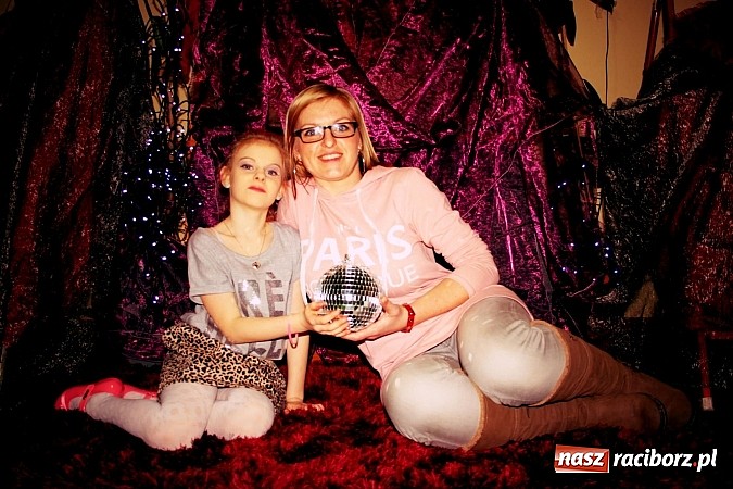 Zdjęcie w galerii na portalu naszraciborz.pl: Zaczarowana wojnowicka szkoła mody wiadomości z regionu