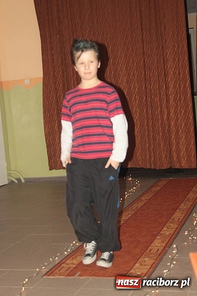 Zdjęcie w galerii na portalu naszraciborz.pl: Zaczarowana wojnowicka szkoła mody wiadomości z regionu