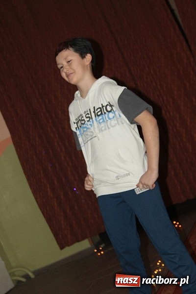 Zdjęcie w galerii na portalu naszraciborz.pl: Zaczarowana wojnowicka szkoła mody wiadomości z regionu