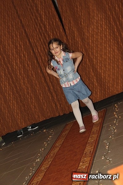 Zdjęcie w galerii na portalu naszraciborz.pl: Zaczarowana wojnowicka szkoła mody wiadomości z regionu