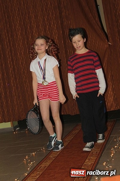 Zdjęcie w galerii na portalu naszraciborz.pl: Zaczarowana wojnowicka szkoła mody wiadomości z regionu