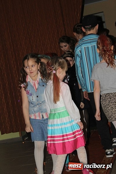 Zdjęcie w galerii na portalu naszraciborz.pl: Zaczarowana wojnowicka szkoła mody wiadomości z regionu