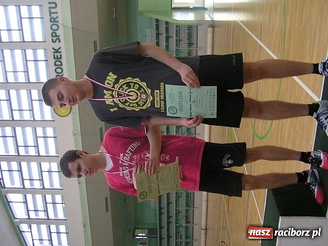 Zdjęcie w galerii na portalu naszraciborz.pl: Dw&oacute;jki siatkarskie rywalizowały w Arenie Rafako wiadomości z regionu