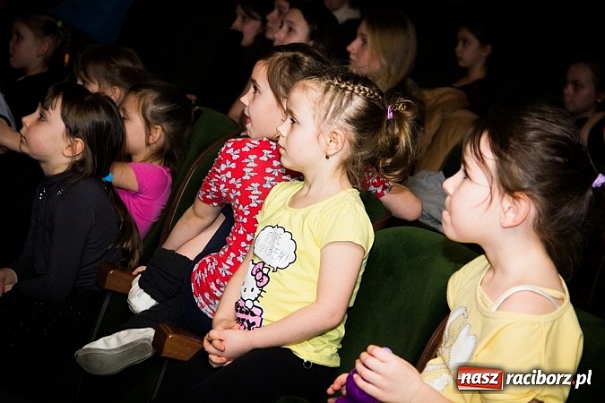 Zdjęcie w galerii na portalu naszraciborz.pl: Podsumowanie warsztatów tanecznych i wokalnych w RCK wiadomości z regionu