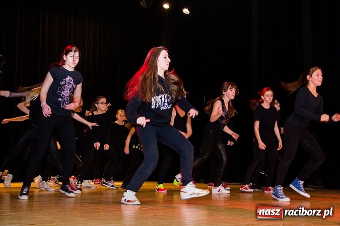 Zdjęcie w galerii na portalu naszraciborz.pl: Podsumowanie warsztatów tanecznych i wokalnych w RCK wiadomości z regionu