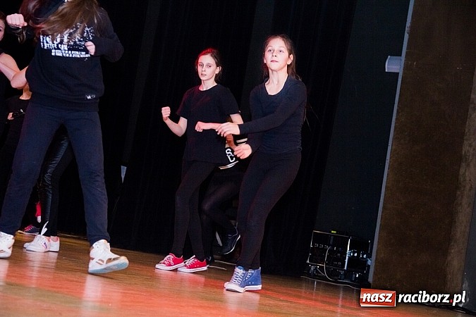 Zdjęcie w galerii na portalu naszraciborz.pl: Podsumowanie warsztatów tanecznych i wokalnych w RCK wiadomości z regionu