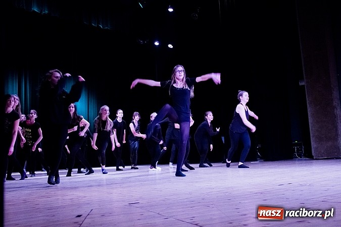 Zdjęcie w galerii na portalu naszraciborz.pl: Podsumowanie warsztatów tanecznych i wokalnych w RCK wiadomości z regionu