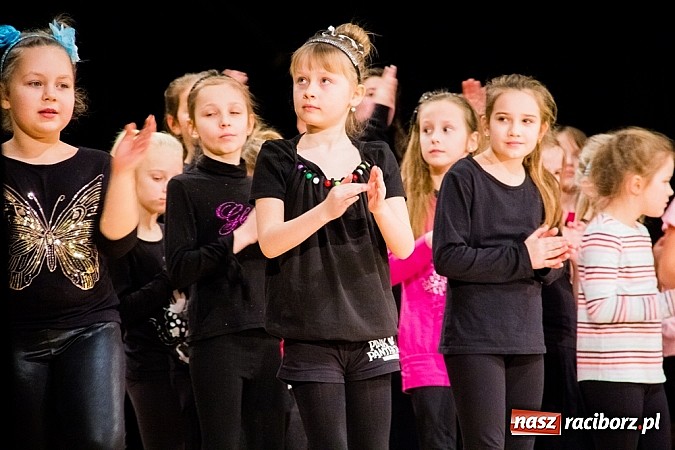 Zdjęcie w galerii na portalu naszraciborz.pl: Podsumowanie warsztatów tanecznych i wokalnych w RCK wiadomości z regionu