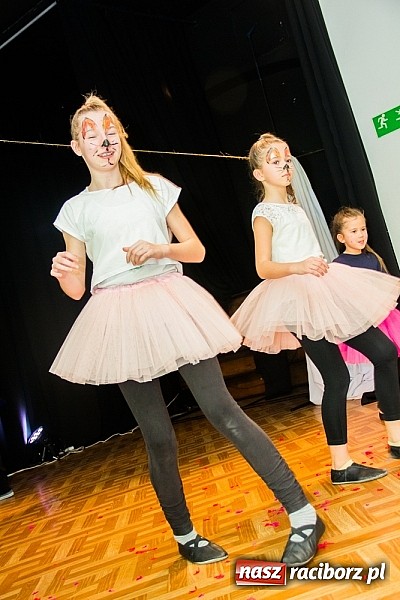 Zdjęcie w galerii na portalu naszraciborz.pl: Akademia Pana Kleksa zwieńczeniem zimowych warsztat&oacute;w w MDK wiadomości z regionu