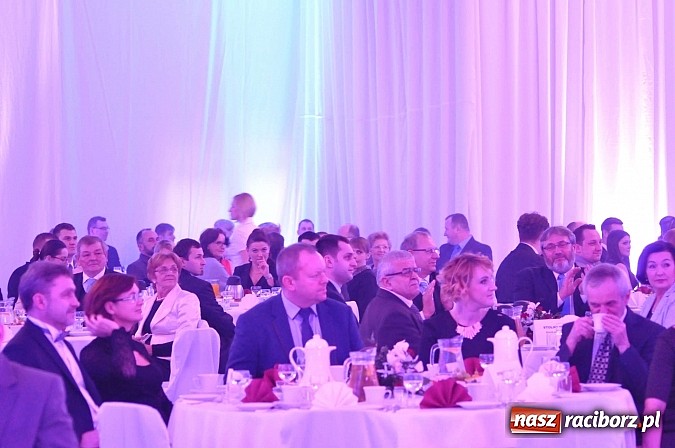 Zdjęcie w galerii na portalu naszraciborz.pl: W Pietrowicach Wielkich wręczono gospodarcze Oskary. Po raz pierwszy dla młodych firm wiadomości z regionu