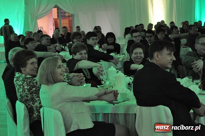 Zdjęcie w galerii na portalu naszraciborz.pl: W Pietrowicach Wielkich wręczono gospodarcze Oskary. Po raz pierwszy dla młodych firm wiadomości z regionu