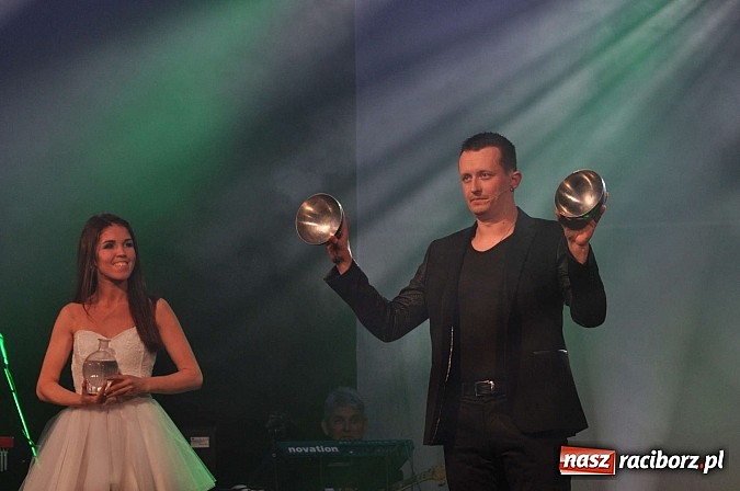 Zdjęcie w galerii na portalu naszraciborz.pl: W Pietrowicach Wielkich wręczono gospodarcze Oskary. Po raz pierwszy dla młodych firm wiadomości z regionu