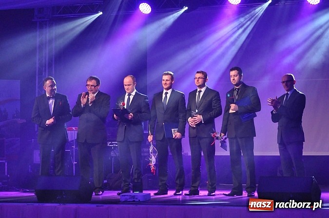 Zdjęcie w galerii na portalu naszraciborz.pl: W Pietrowicach Wielkich wręczono gospodarcze Oskary. Po raz pierwszy dla młodych firm wiadomości z regionu