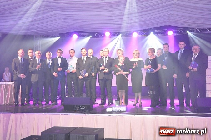 Zdjęcie w galerii na portalu naszraciborz.pl: W Pietrowicach Wielkich wręczono gospodarcze Oskary. Po raz pierwszy dla młodych firm wiadomości z regionu