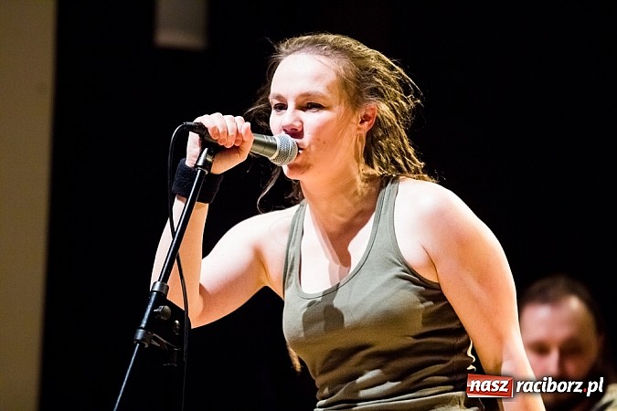 Zdjęcie w galerii na portalu naszraciborz.pl: Mocne rockowe brzmienie na deskach RCK wiadomości z regionu