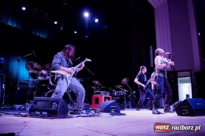 Zdjęcie w galerii na portalu naszraciborz.pl: Mocne rockowe brzmienie na deskach RCK wiadomości z regionu