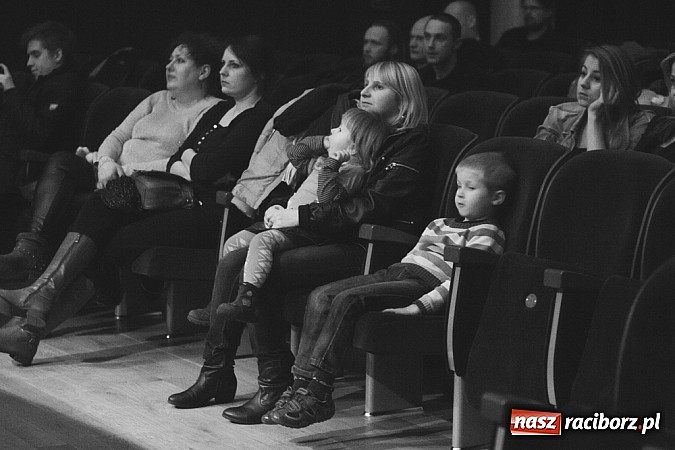 Zdjęcie w galerii na portalu naszraciborz.pl: Mocne rockowe brzmienie na deskach RCK wiadomości z regionu