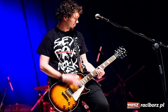 Zdjęcie w galerii na portalu naszraciborz.pl: Mocne rockowe brzmienie na deskach RCK wiadomości z regionu
